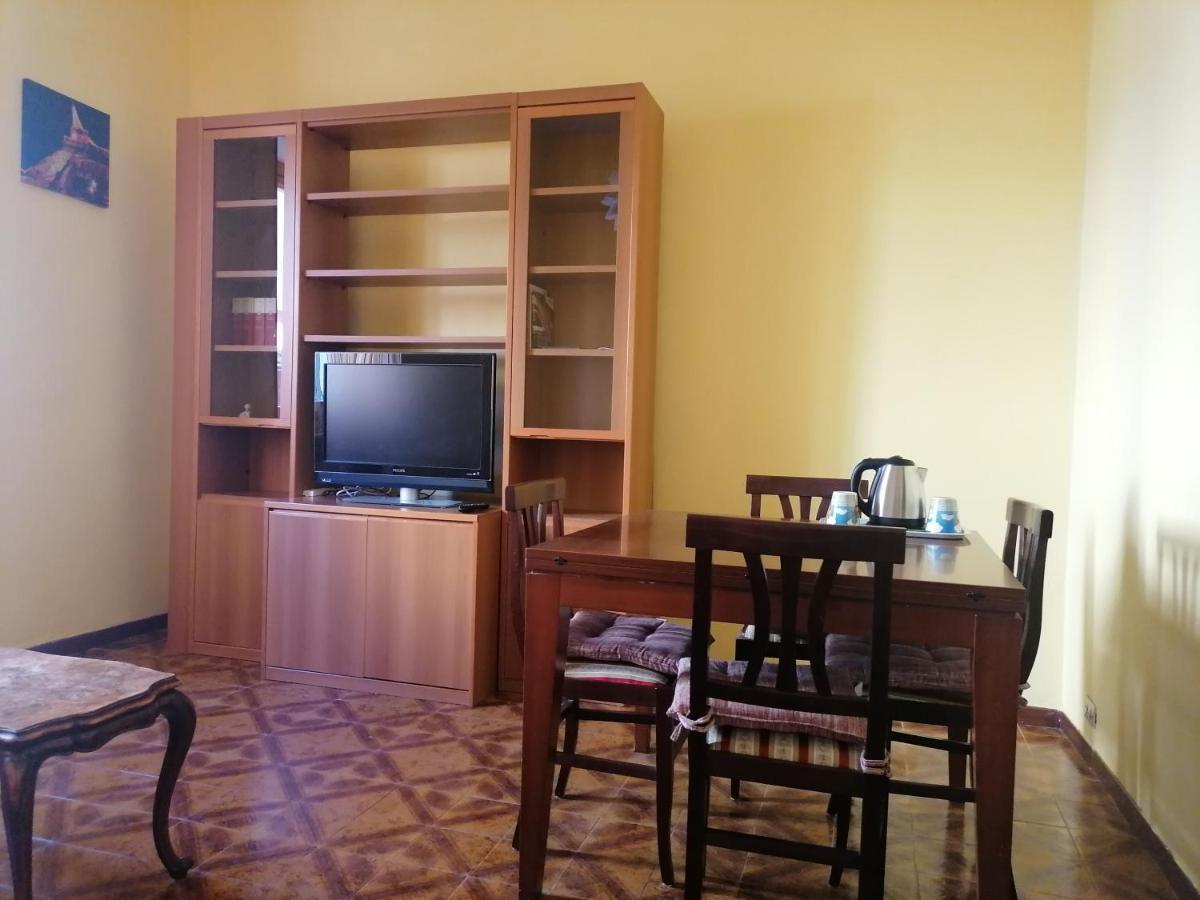 Due Finestre Sul Cortile Ξενοδοχείο Νόβι Λίγκουρε Εξωτερικό φωτογραφία